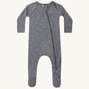 NWT - Quincy Mae ORGANIC bamboo galaxy zip pajama